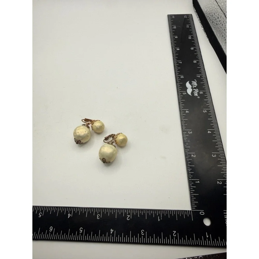 Vintage Baroque Faux Pearl Double Drop Clip On Earrings Gold Tone Filigree‎ Caps